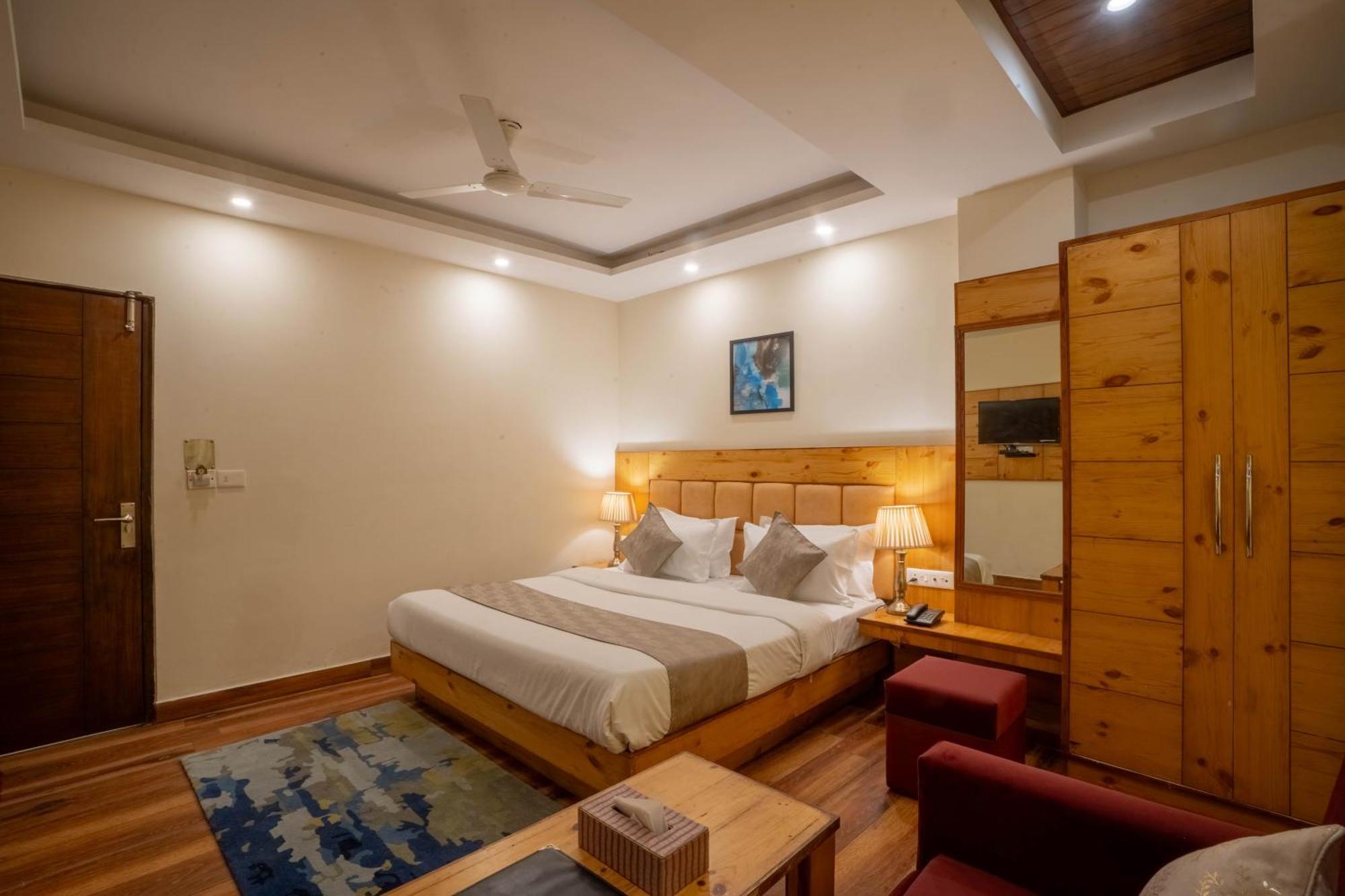 Perfectstayz Valley Vista 5 Min Walk To Mall Road Masuri Exterior foto